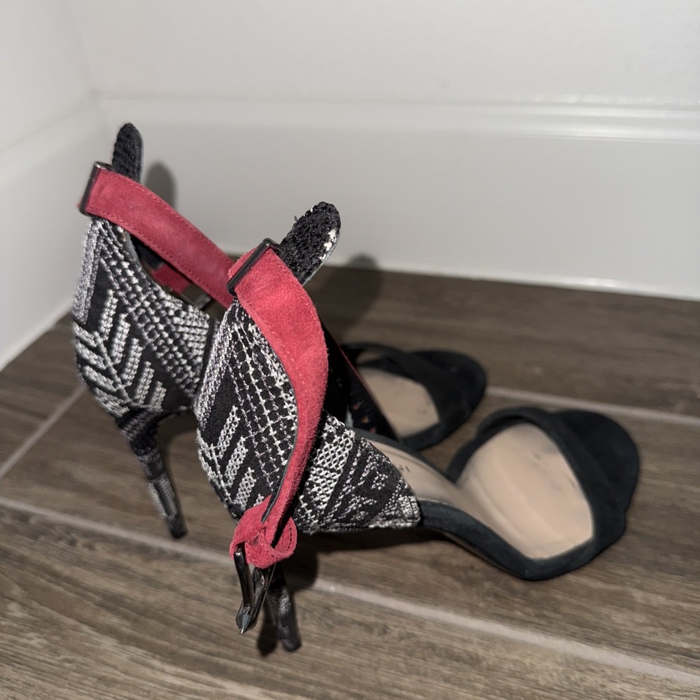 Barbara Bui black suede heels Black White patterned Back Red ankle strap‎ 38.5